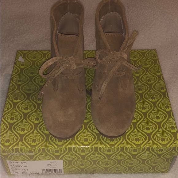 Gianni Bini Booties - Picture 2 of 5